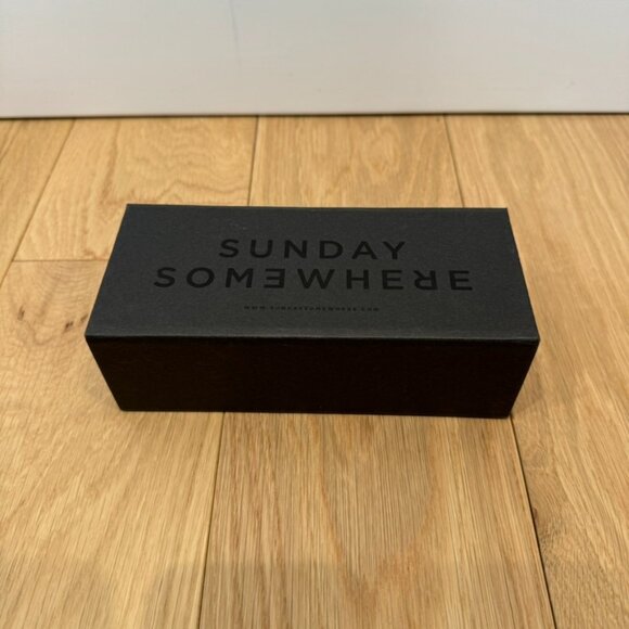 Sunday Somewhere Ned Round Sunglasses Black & Gold NEW - Picture 6 of 8